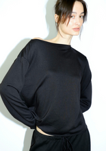 Load image into Gallery viewer, RELAXED LOUNGE LONG SLEEVE - BLACK
