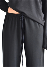 Load image into Gallery viewer, RELAXED LOUNGE TROUSER - BLACK
